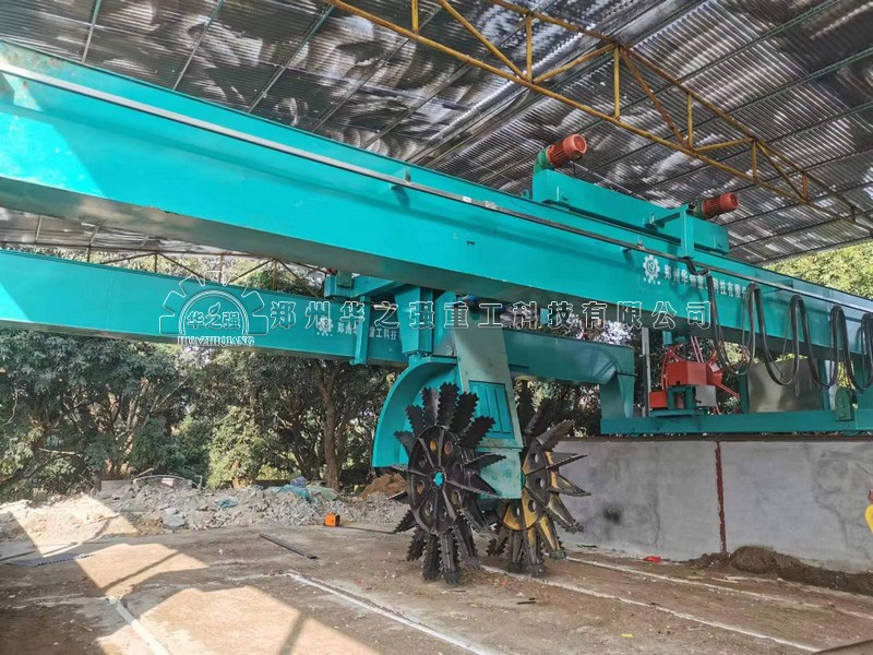 哪種翻拋機適合利用污泥發(fā)酵有機肥？